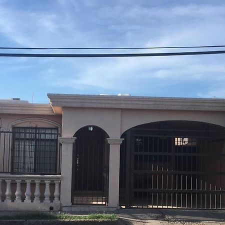 Casa Muy Comoda En Excelente Lugar แอร์มอซิโญ ภายนอก รูปภาพ